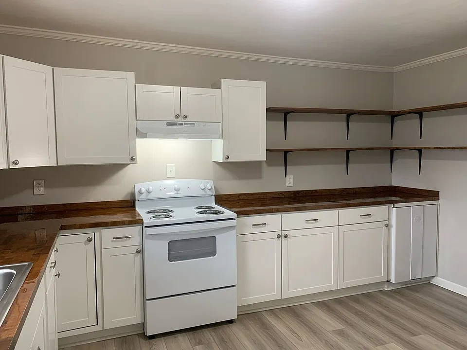 5 Berkley Pl