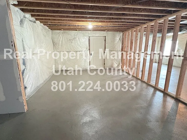 271 E Echo Ledge Dr — Photo 26