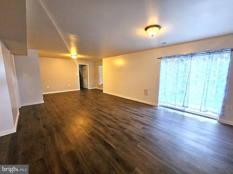 6125 Hot Spring Ln — Photo 25