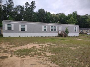 1405 Hidden Oaks Dr, Wedgefield, SC 29168