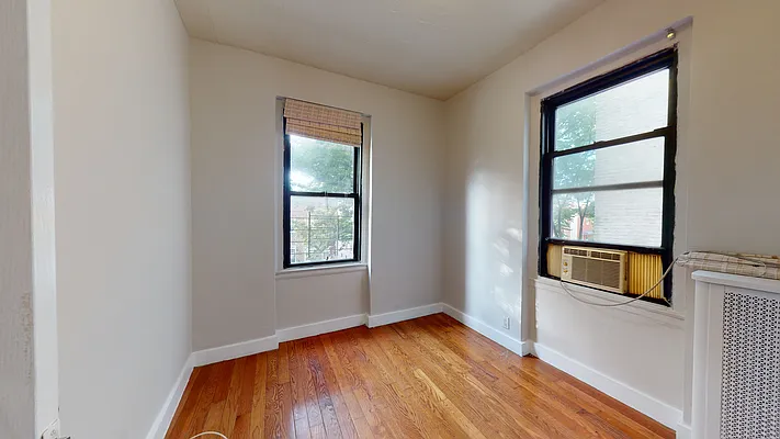 Rented by Compass | media 9