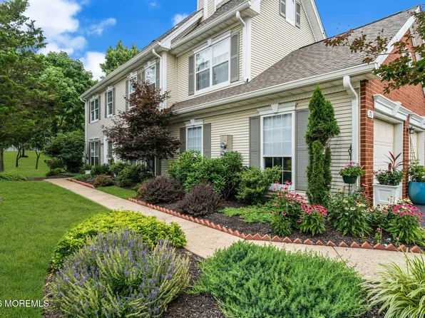 71 S Manor Court, Wall, NJ 07719