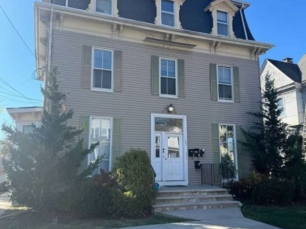 167 Belvidere Ave APT 3