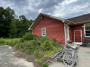 907 Scotchtown Collabar Rd, Middletown, NY 10941