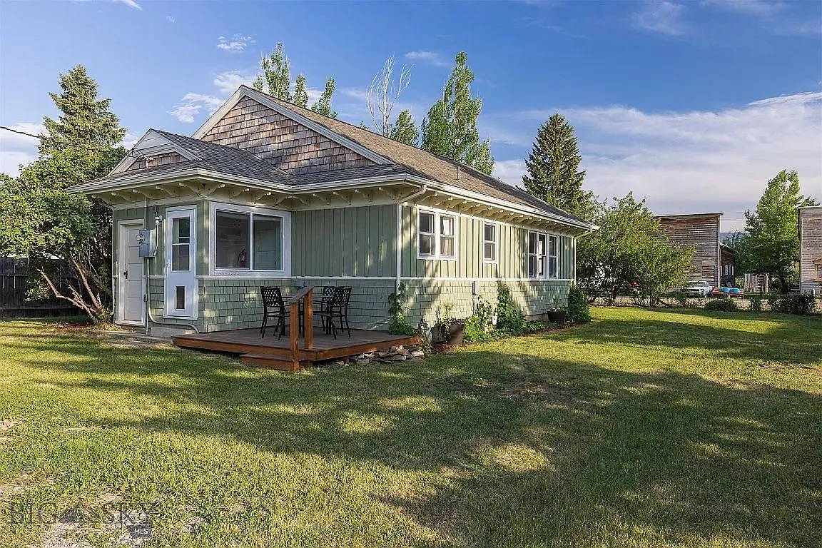 209 Bozeman St — Photo 3