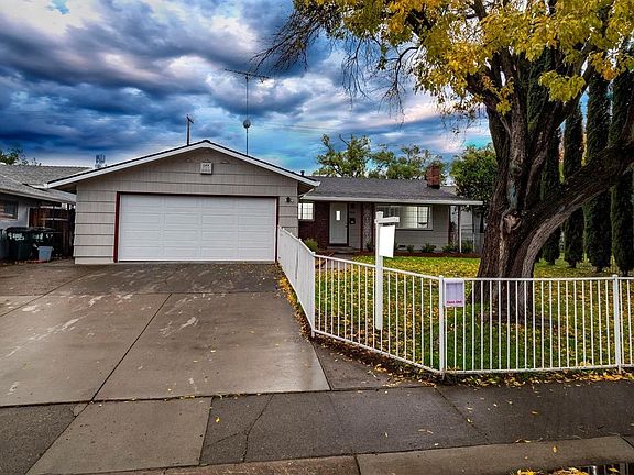 4th image of 9164 Condesa Dr