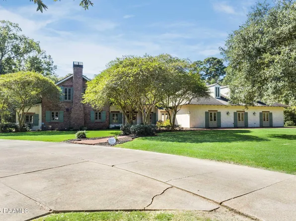 702 Rue Dauphine, Eunice, LA 70535