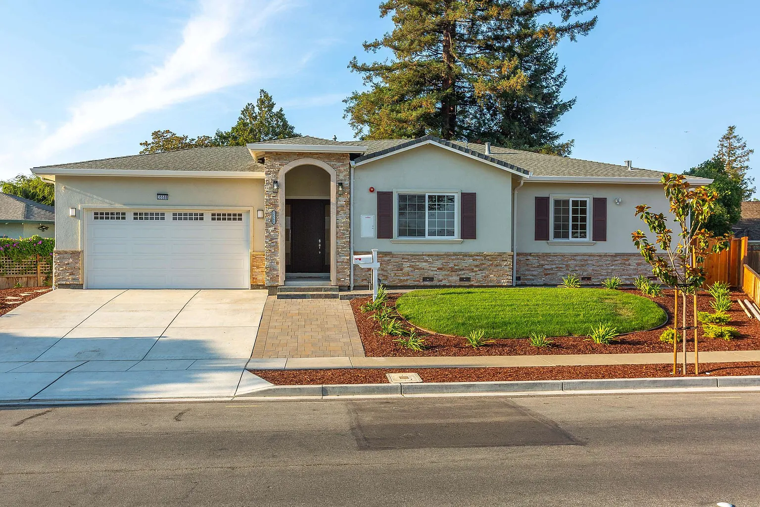 35588 Cedar Blvd photo 1