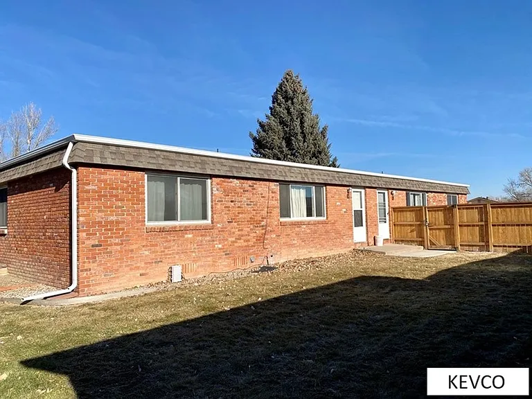 1728 Azalea Dr — Photo 16