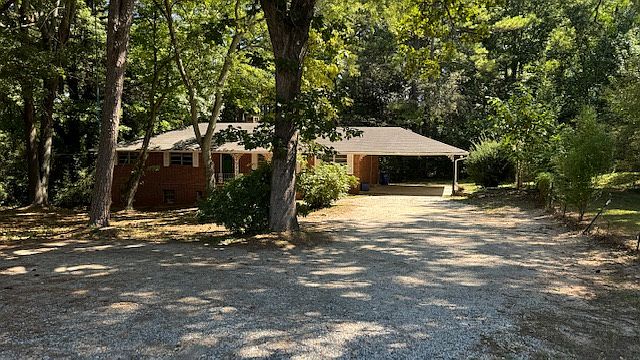 Street view from Cooledge Rd