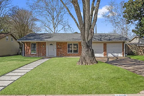 2005 Sedgie Dr Photo 1