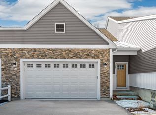 80 Bear Hill Rd #105, Cumberland, RI 02864