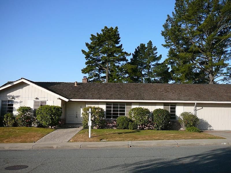 1st image of 268 Birchwood Dr