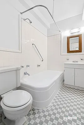 Rented by Triplemint | media 13