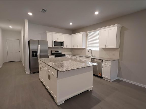 5th image of 15345 Dapple Bluff Ln