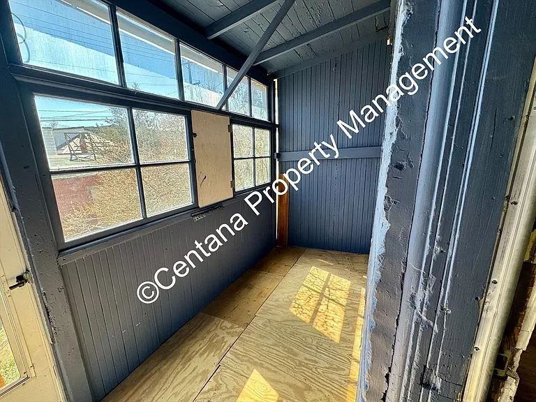 730-732 W Granite St — Photo 19