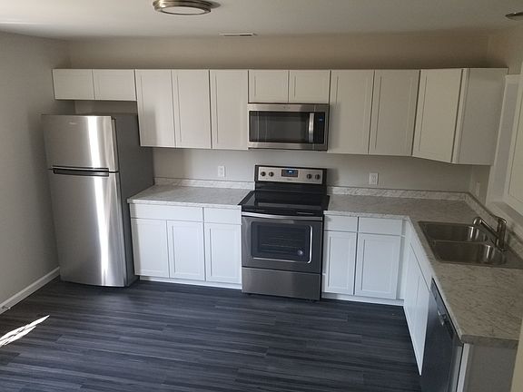 4th image of 1209 Pueblo Dr