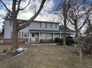 3384 Erie Shore Dr, Monroe, MI 48162