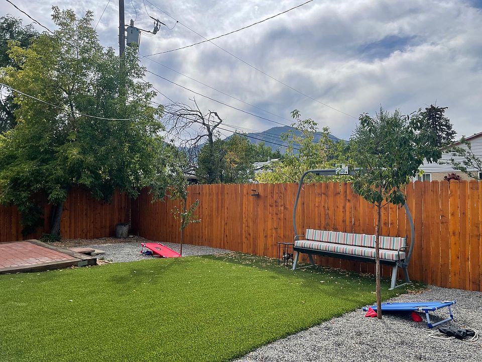 1st image of 1240 E Ridge Ave