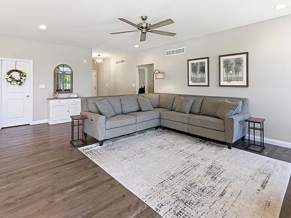 5th image of 206 Rivermist Ct