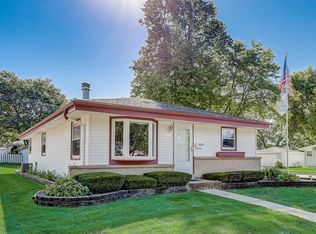 3676 S 95th St, Milwaukee, WI 53228