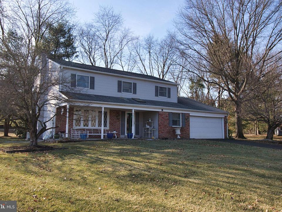 1st image of 190 Grasshopper Dr