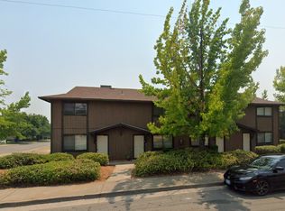 2508 Sabre Ct APT A, Redding, CA 96002