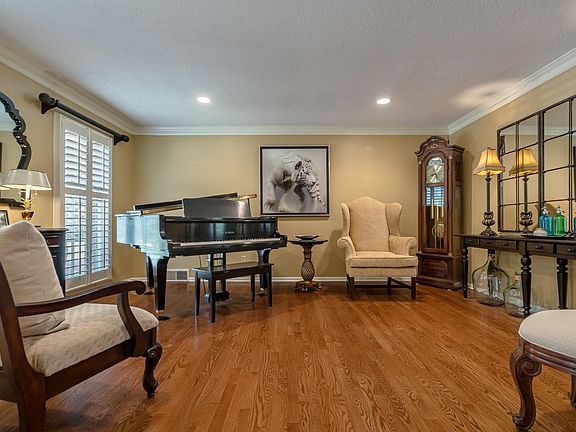5th image of 2075 Allen Court Dr