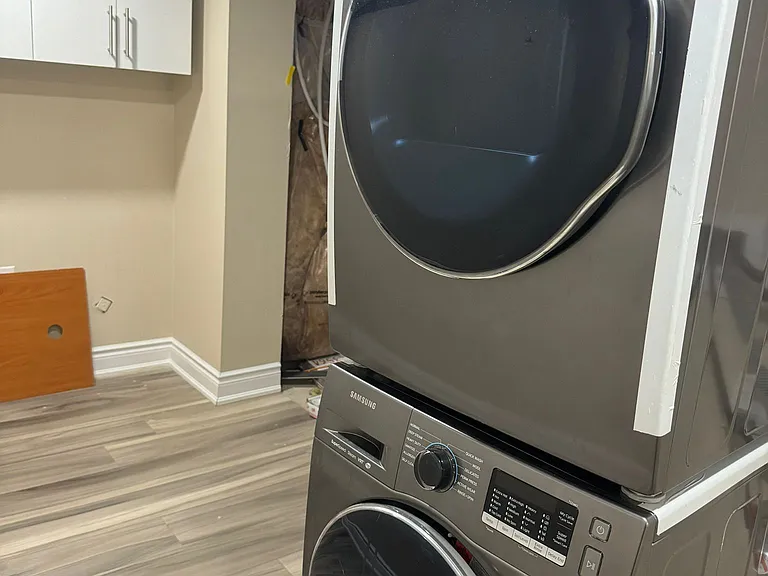 684 Linden Dr #BASEMENT — Photo 17