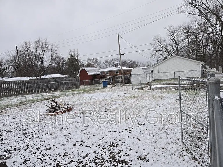 2528 S 8th St — Photo 15