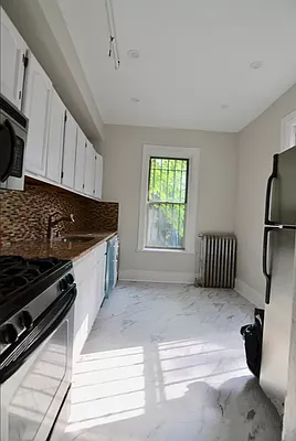 Rented by Rental Solutions Inc | media 16