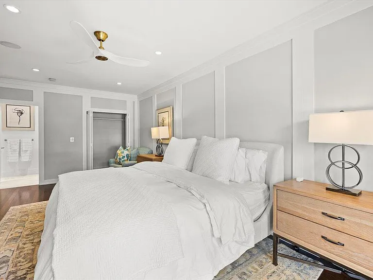 1313 E Lake Dr — Photo 62
