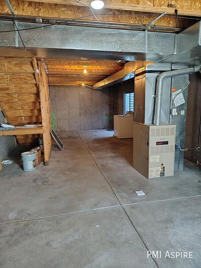 New Floor and Window A/C! — Photo 4