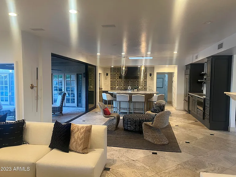 4450 E Camelback Rd #1 — Photo 51