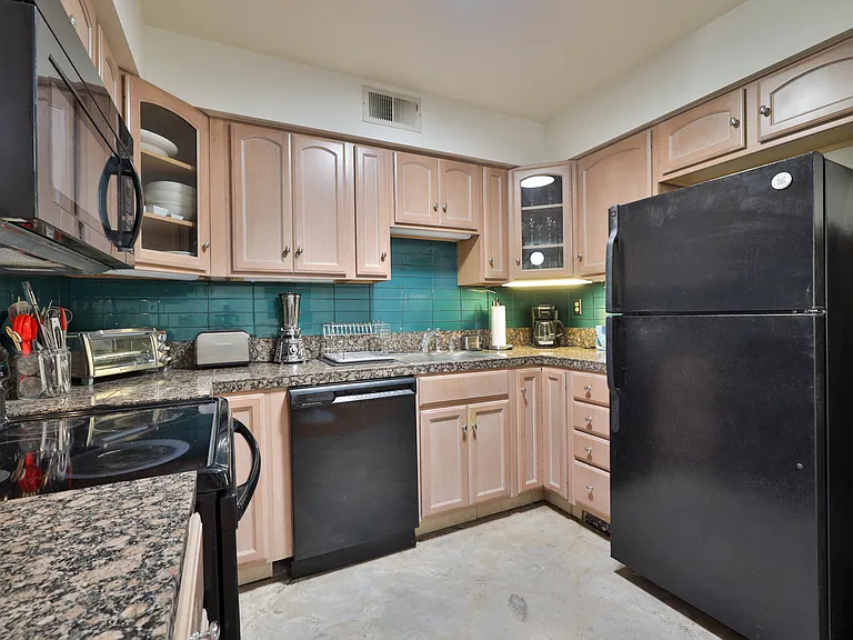 1181 Sunflower Ln #1181 — Photo 16