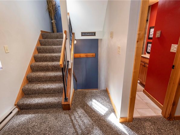 3008 Swiss Mountain Dr, Champion, PA 15622