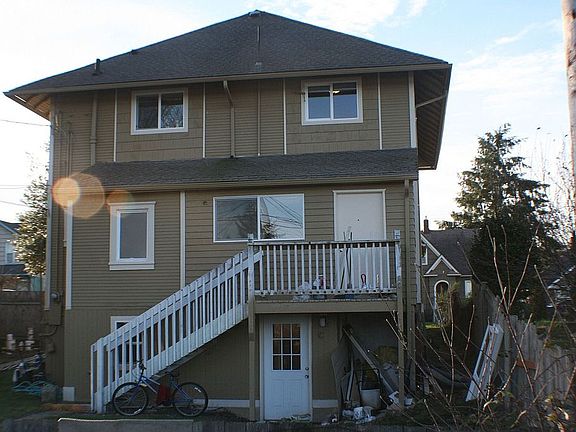 Back side of house (lower entrance - Apt C)