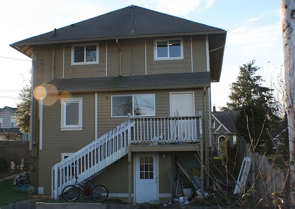 Back side of house (lower entrance - Apt C)