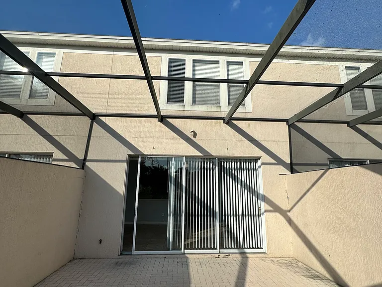 2368 Silver Palm Dr — Photo 18