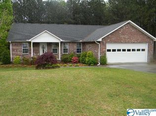 1433 Frost Rd, Eva, AL 35621