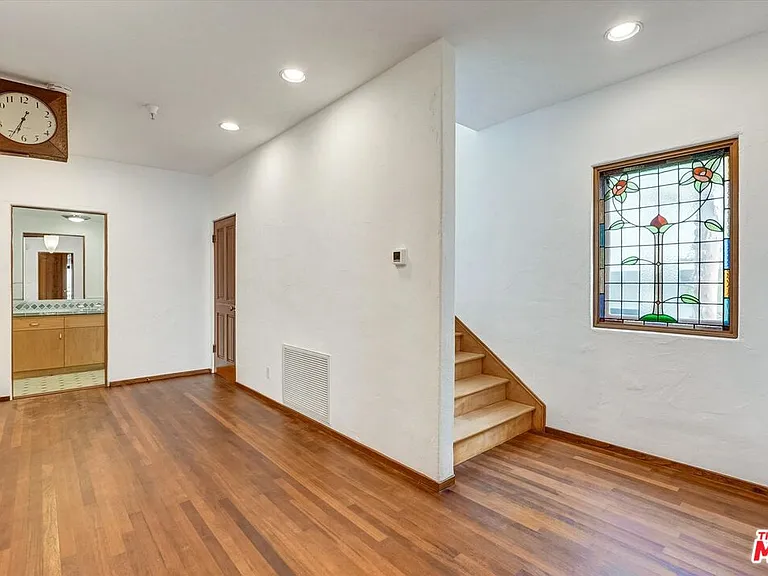 3916 Rambla Orienta — Photo 18