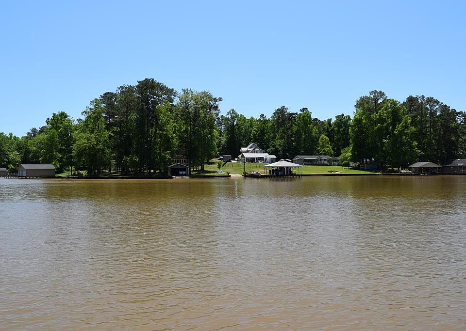 1st image of 182 Phillips Rd