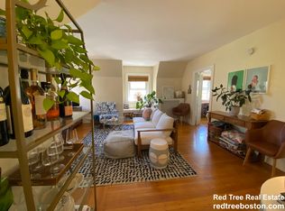 1748 Beacon St #U7, Brookline, MA 02445