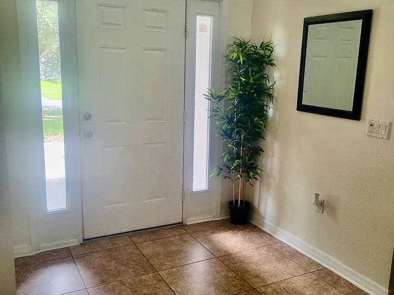 2483 Huron Cir — Photo 4