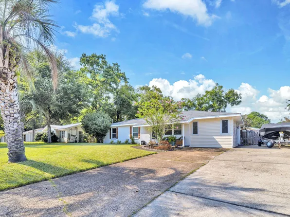 227 Holmes Blvd, Fort Walton Beach, FL 32548