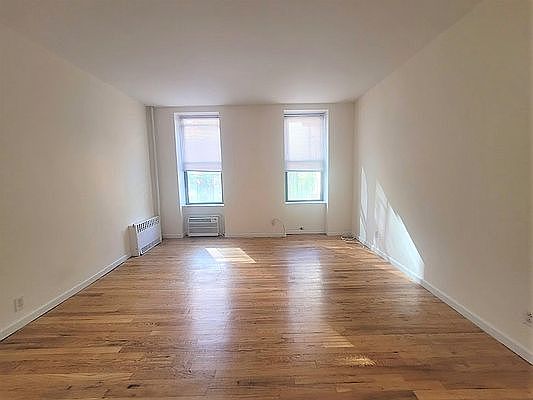 1st image of 420 E 78th St APT 1B