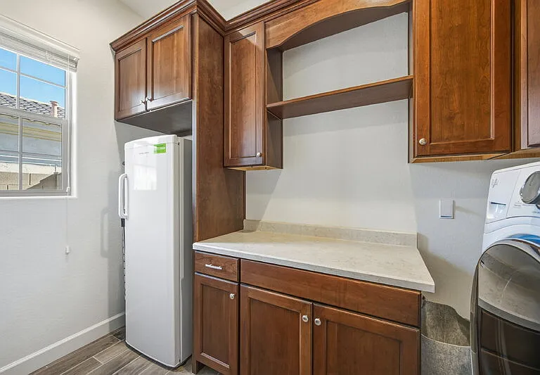3930 E Iris Dr — Photo 22