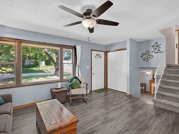 4th image of 1500 Hackley Ave
