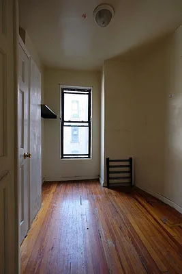 Rented by Keller Williams NYC | media 34