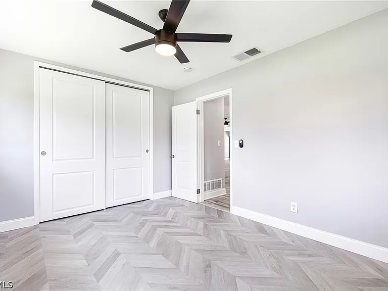 3933 E River Dr — Photo 16